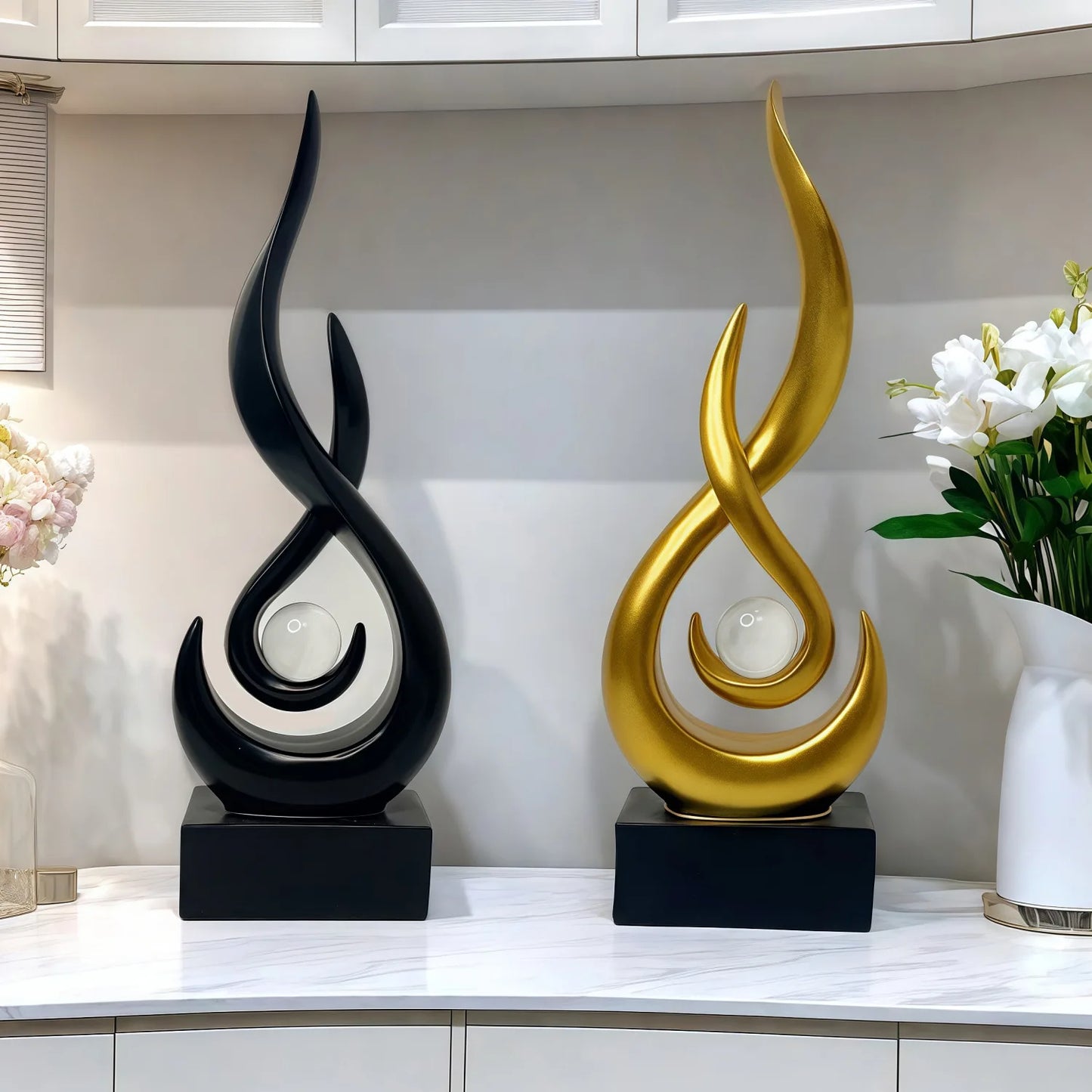 Luxury Flame Pearl Statue Office Living RoomTV Cabinet Wine Cabinet Sculpture Desk Ornament Study Office Home Interior Decor