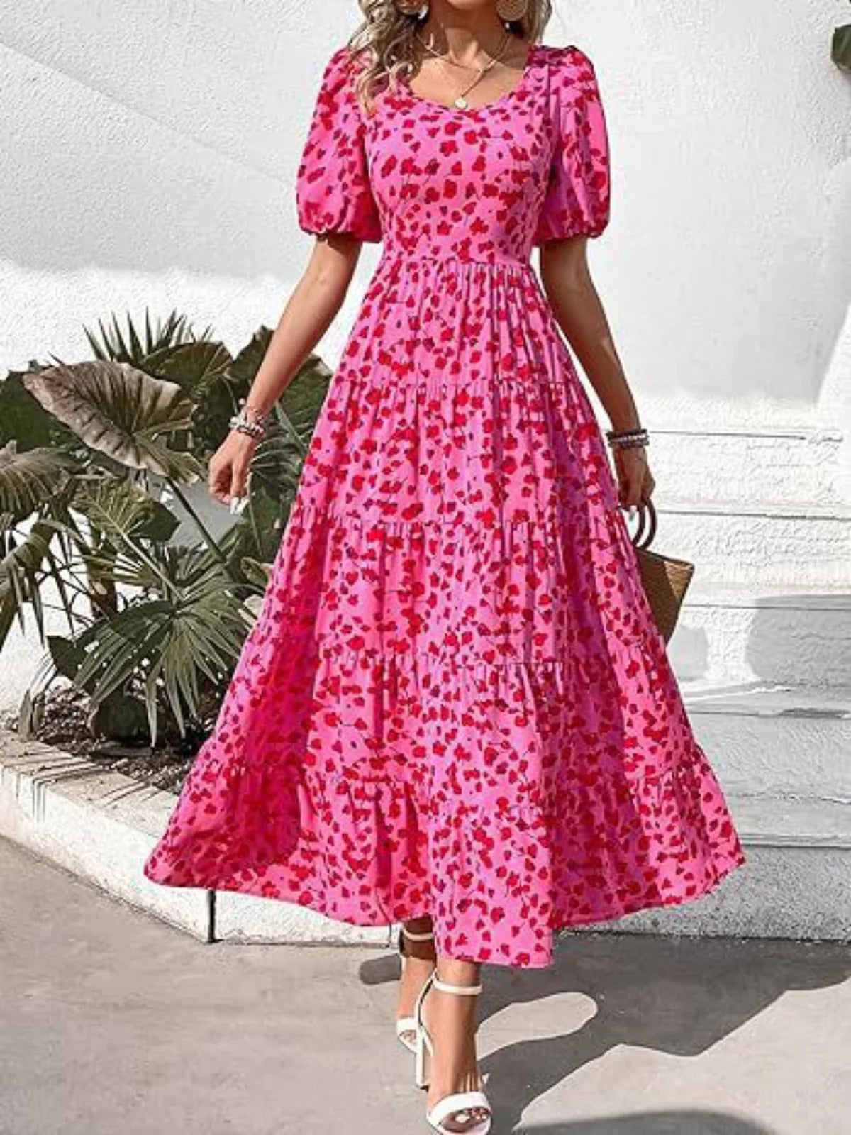 Puff-sleeved gathered open-back printed tiered short-sleeve dress